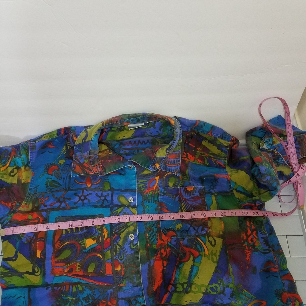 Chico's Abstract Faux Suede Button Down See Measurements (L?) - Picture 6 of 10